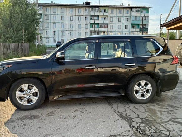 2016 Lexus LX 570 III Рестайлинг 2, чёрный, 8050000 рублей - вид 10