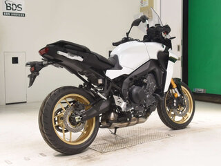 2025 Yamaha MT-09 Tracer (FJ-09), белый, 1800000 рублей, вид 5