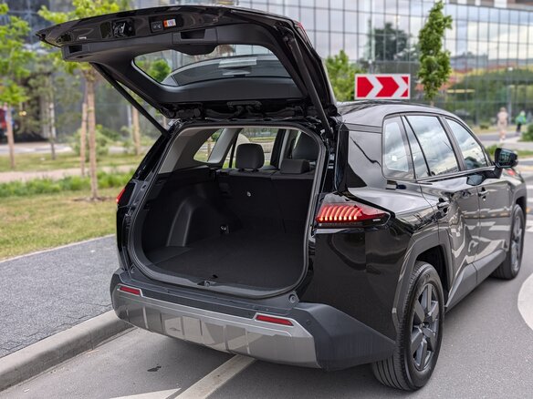 2026 Toyota RAV4 V (XA50), чёрный, 4180000 рублей - вид 20
