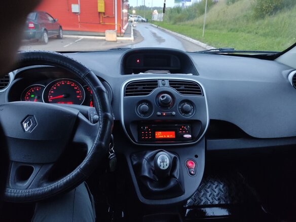 2013 Renault Kangoo II Рестайлинг, серый - вид 2