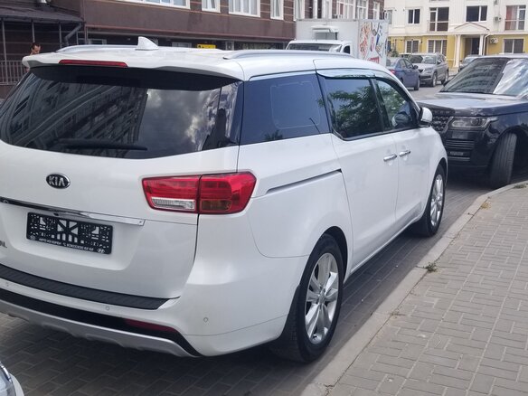 2017 Kia Carnival III, белый - вид 33