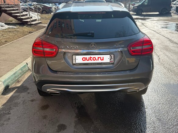 2015 Mercedes-Benz GLA 250 I (X156), серый, 2150000 рублей - вид 8