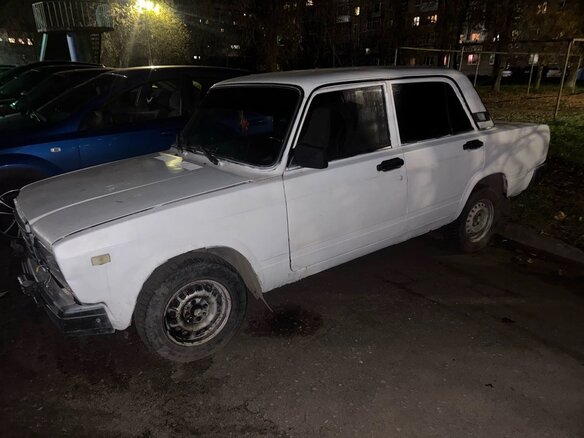 2009 Lada (ВАЗ) 2107, белый, 70000 рублей - вид 1