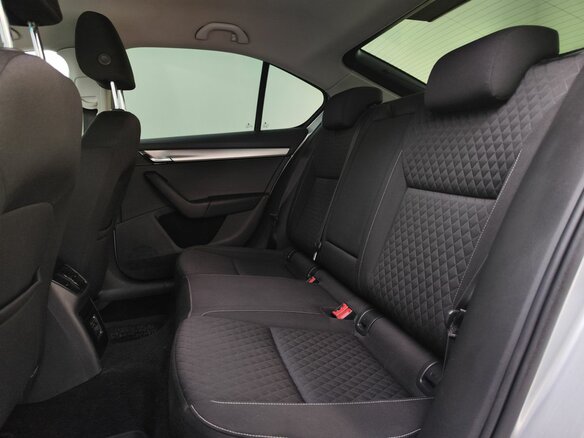 2016 Skoda Octavia III (A7), серебристый, 1269000 рублей - вид 11