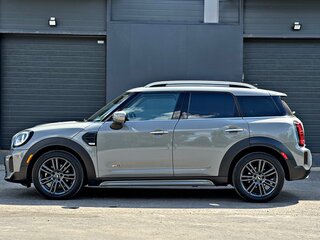 2021 Mini Countryman Cooper II Рестайлинг, серый, 2390000 рублей, вид 2