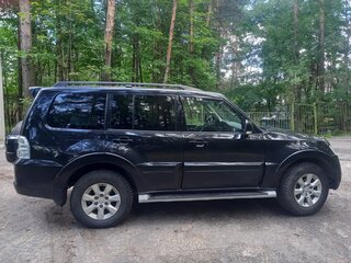 2013 Mitsubishi Pajero IV Рестайлинг 1, чёрный, 1900000 рублей, вид 2