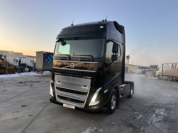 2022 Volvo FH, чёрный, 12990000 рублей - вид 1