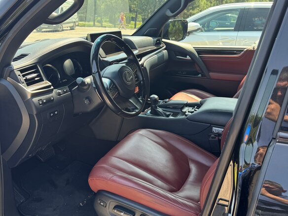 2021 Lexus LX 450d III Рестайлинг 2, чёрный, 11500000 рублей - вид 4