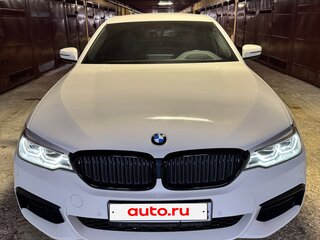 2018 BMW 5 серии 530i xDrive VII (G30/G31/G38), белый, 5000000 рублей, вид 3