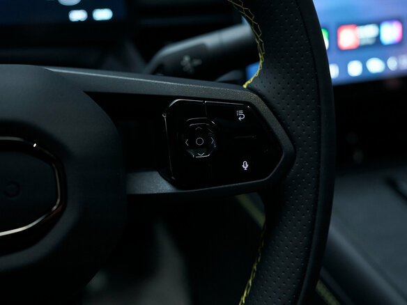 2026 Lynk & Co 07 GT I Рестайлинг, серый, 5690000 рублей - вид 27