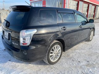 2010 Toyota Corolla Fielder X (E140, E150) Рестайлинг, чёрный, 1230000 рублей, вид 3