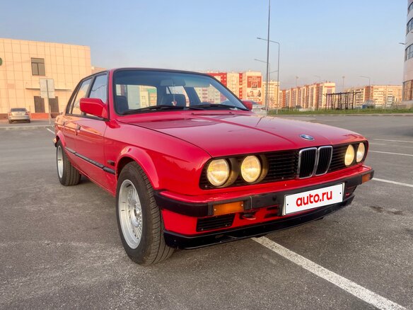 1984 BMW 3 серии 316 II (E30), красный, 500000 рублей - вид 19