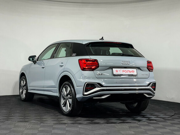 2025 Audi Q2 L 35 TFSI I Рестайлинг, серый, 4150000 рублей - вид 3