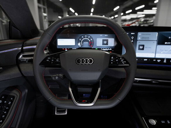 2025 Audi A5 L III (B10), красный, 6090000 рублей - вид 10