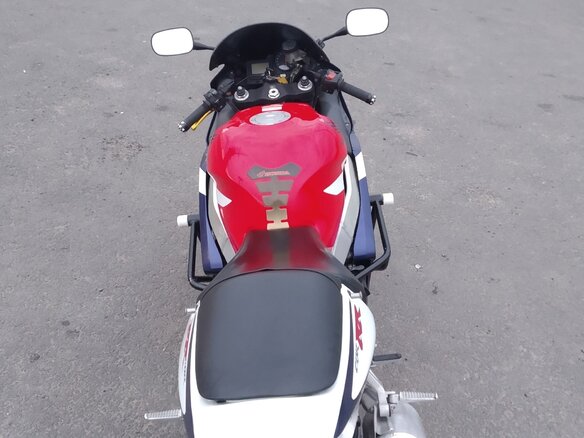 2001 Honda CBR 929RR Fireblade, белый, 340000 рублей - вид 2