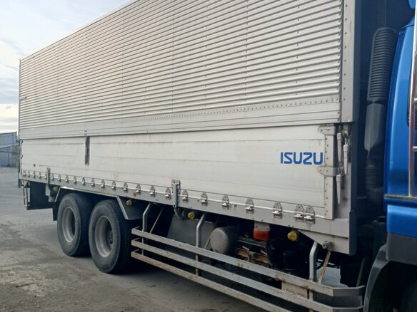 2005 Isuzu Giga (C-series), синий, 3600000 рублей - вид 14