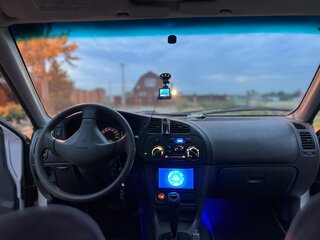 2000 Mitsubishi Lancer VII, серебристый, 390000 рублей, вид 3