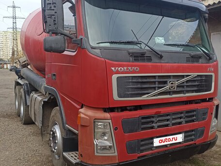 2007 Volvo FM, красный, 4500000 рублей, вид 3