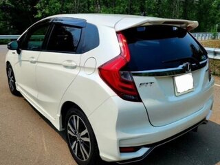 2017 Honda Fit III Рестайлинг, белый, 1200000 рублей, вид 5