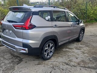 2024 Mitsubishi Xpander I Рестайлинг, серебристый, 3400000 рублей, вид 4