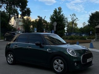 2018 Mini Hatch Cooper III (F55/F56) Рестайлинг, зелёный, 1750000 рублей, вид 2