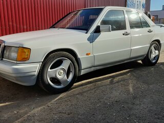1986 Mercedes-Benz 190 (W201), белый, 900000 рублей, вид 4