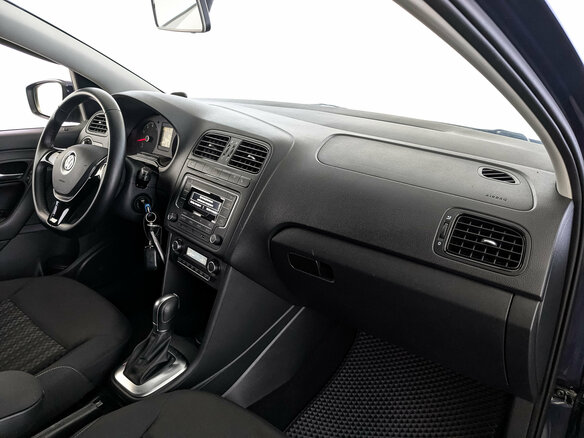 2017 Volkswagen Polo V Рестайлинг, синий - вид 10