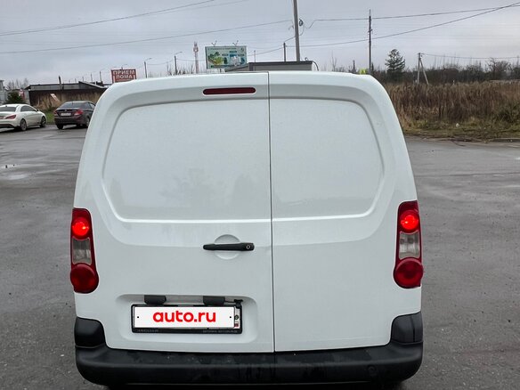 2011 Peugeot Partner II, белый, 600000 рублей - вид 6