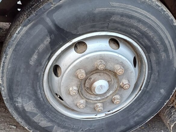 2008 Kia Granbird, пурпурный, 1600000 рублей - вид 15