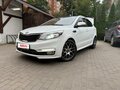 2015 Kia Rio III Рестайлинг, белый, 980000 рублей