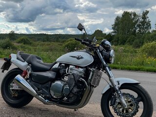 2002 Honda X4, белый, 550000 рублей, вид 1