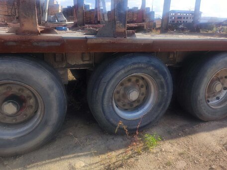 2000 International 9000 Series, красный, 1700000 рублей, вид 5