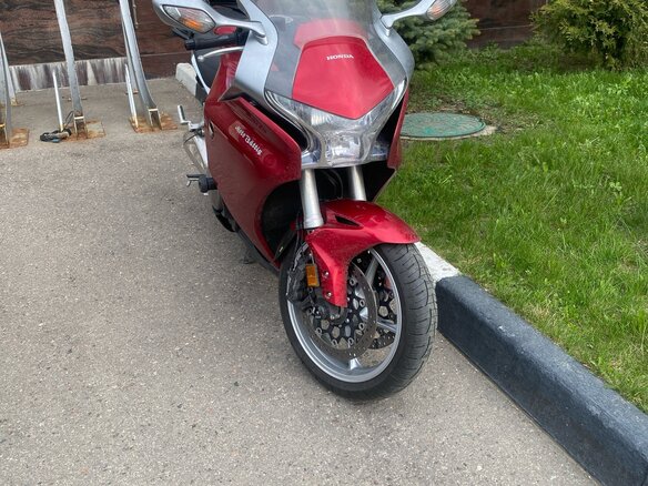 2010 Honda VFR 1200, красный, 950000 рублей - вид 6