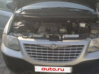 2002 Chrysler Voyager IV, серебристый, 480000 рублей, вид 2