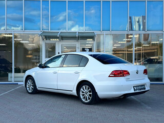 2011 Volkswagen Passat B7, белый, 775000 рублей, вид 4