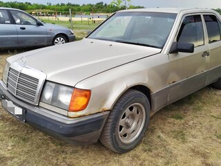 1990 Mercedes-Benz W124 250, коричневый, 400000 рублей, вид 2