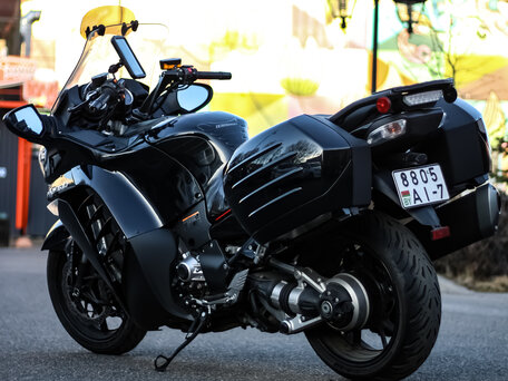 2018 Kawasaki GTR 1400 (Concours 14), чёрный, 1090000 рублей, вид 5