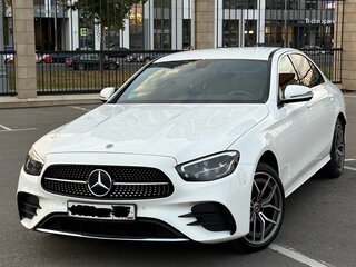 2020 Mercedes-Benz E-Класс 200 V (W213, S213, C238) Рестайлинг, белый, 3980000 рублей, вид 1