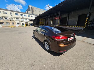 2018 Kia Cerato III Рестайлинг (Classic), коричневый, 1400000 рублей, вид 4