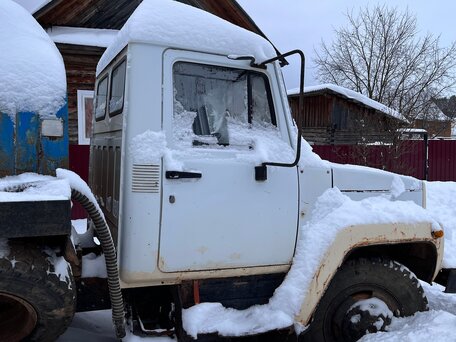 2002 ГАЗ 3307, голубой, 300000 рублей, вид 4