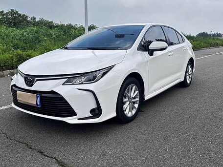 Toyota Corolla XII (E210)