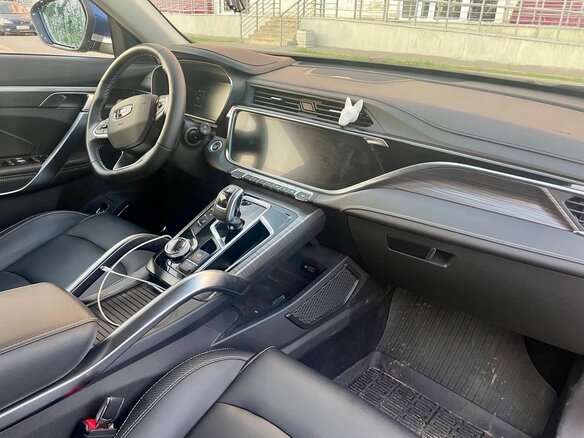 2022 Geely Atlas Pro, синий, 1850000 рублей - вид 4