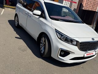 2020 Kia Carnival III, белый, 3500000 рублей, вид 1