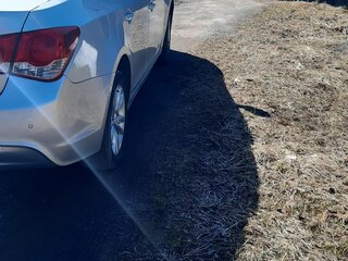 2012 Chevrolet Cruze I Рестайлинг, серебристый, 720000 рублей, вид 3