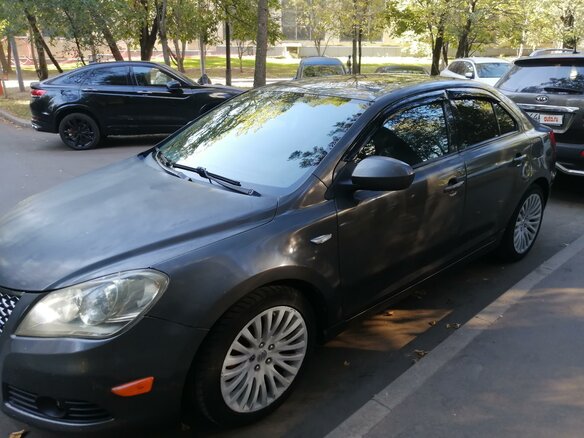2010 Suzuki Kizashi, серый, 1350000 рублей - вид 3