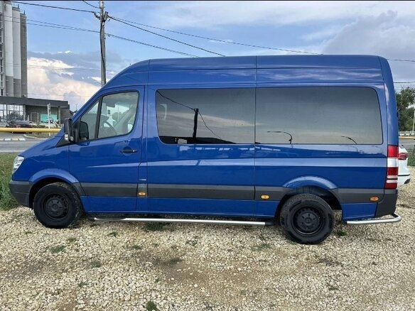 2013 Mercedes-Benz Sprinter, синий, 2700000 рублей - вид 1