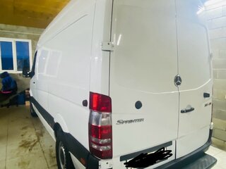 2011 Mercedes-Benz Sprinter, белый, 2620000 рублей, вид 3