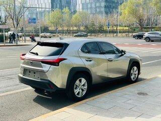2020 Lexus UX 200 I, коричневый, 2690000 рублей, вид 3
