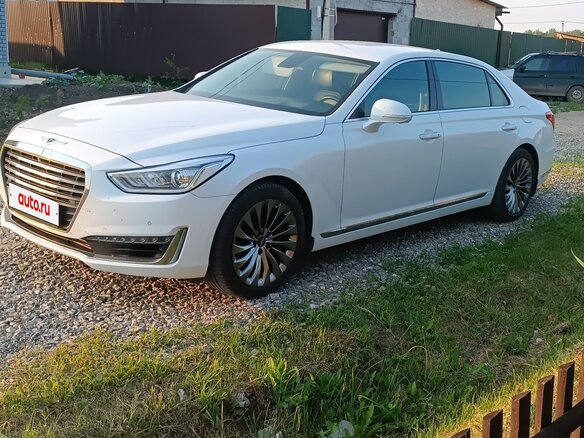 2017 Genesis G90 I, белый, 2500000 рублей
