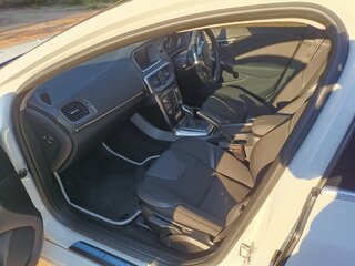 2015 Volvo V40 II, белый, 1150000 рублей, вид 5